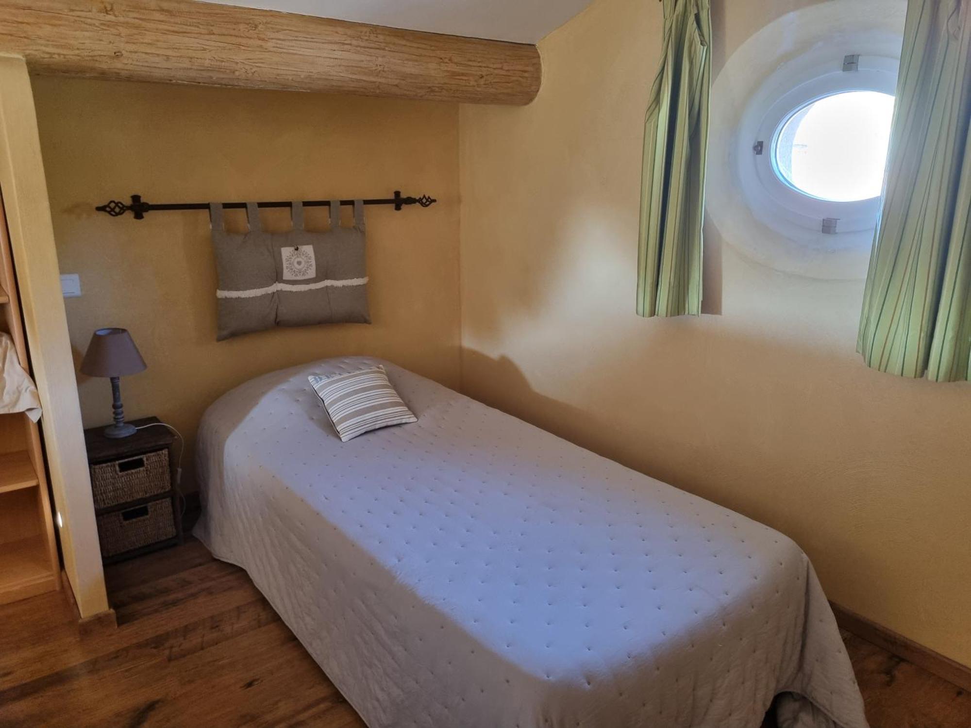 La Fanette Hotel Montbrison-sur-Lez Екстериор снимка