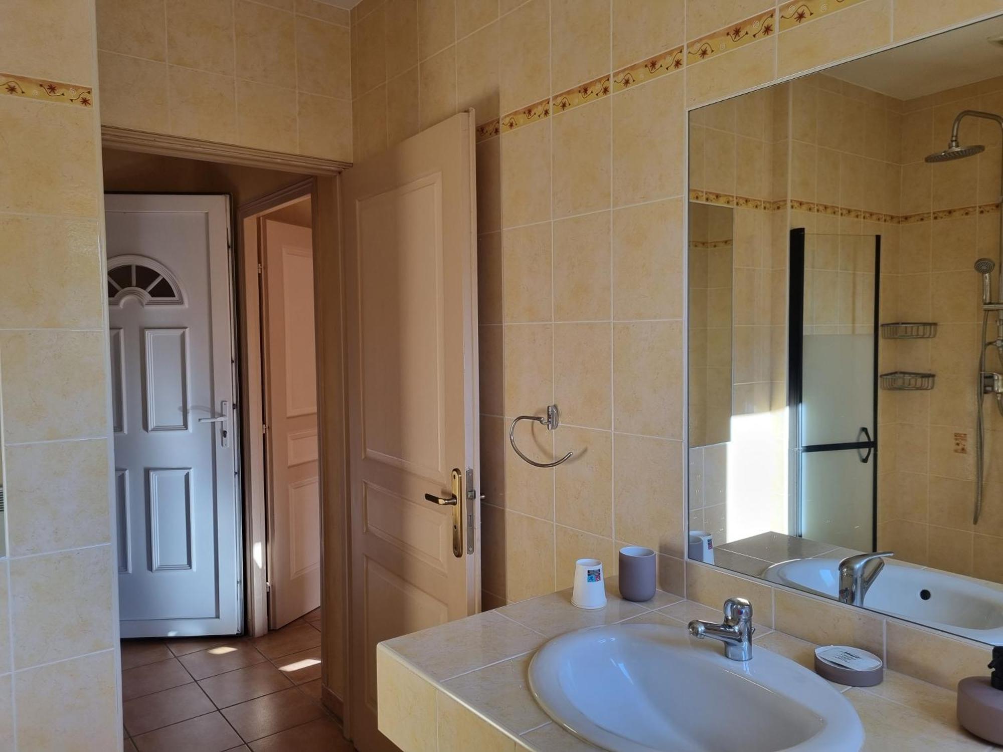 La Fanette Hotel Montbrison-sur-Lez Екстериор снимка