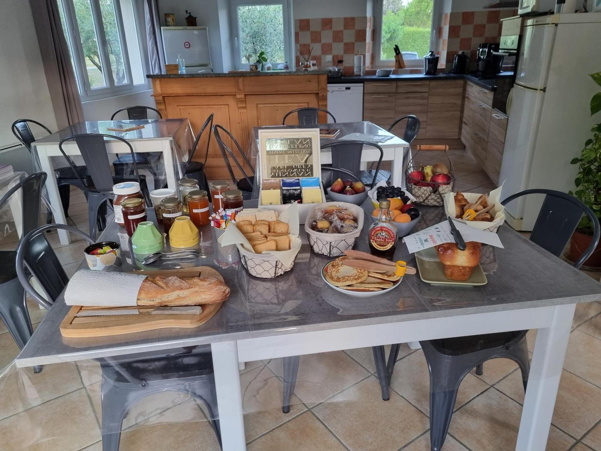 La Fanette Hotel Montbrison-sur-Lez Екстериор снимка